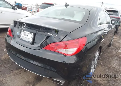 2016 Mercedes-Benz Cla 250 4Matic z USA, uszkodzony, nr VIN WDDSJ4GB3GN381432